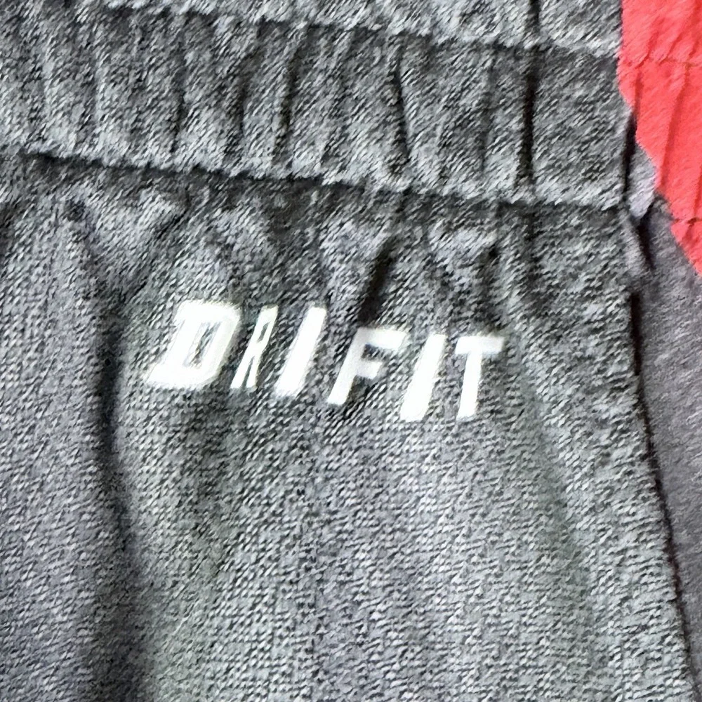Nike Elite Sequalizer Dri-Fit Basketball Shorts Black Red Bred‎ Medium 521100